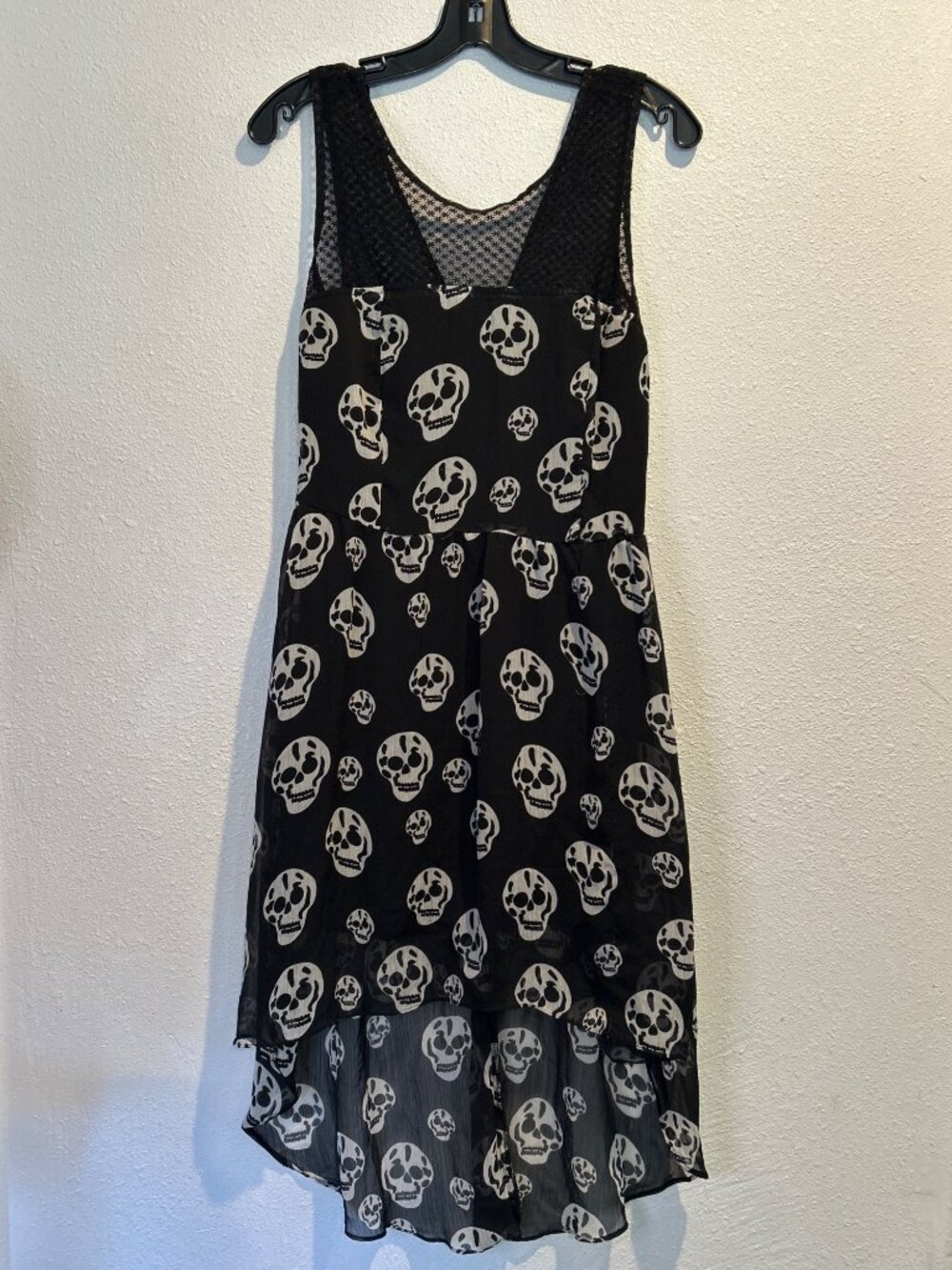 Black Skull Print High-Low Dress with Mesh Yoke